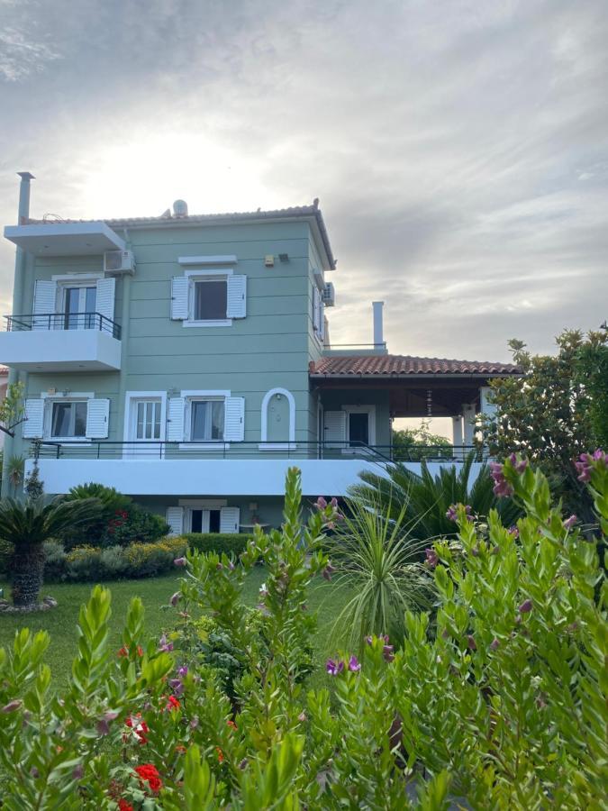 Dimitris Corinthian Villa Vrahati Екстериор снимка