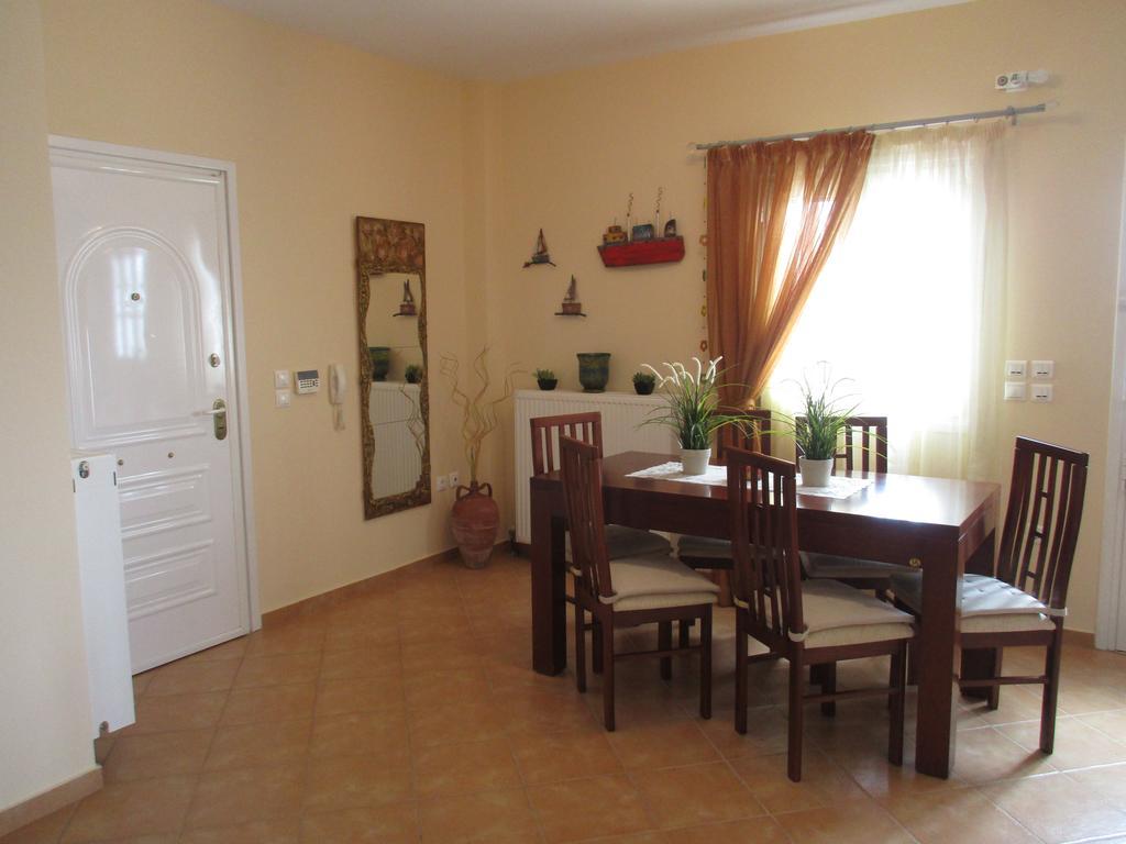 Dimitris Corinthian Villa Vrahati Екстериор снимка